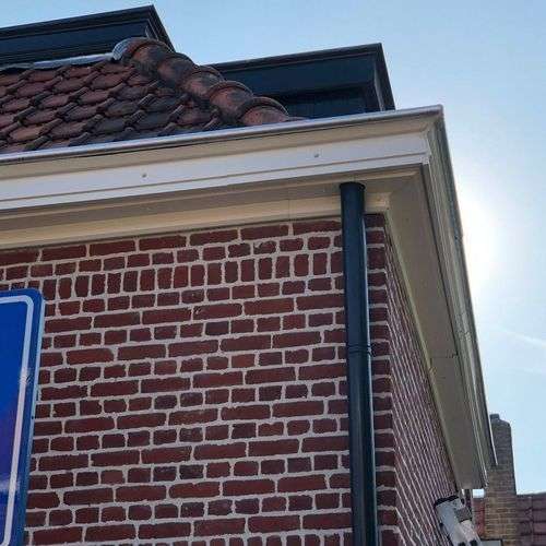 Foto van dakgoot in Bolsward