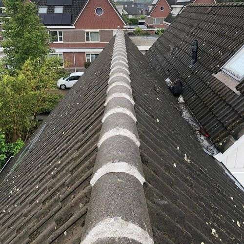 Dakinspectie Bolsward aan de nokvorsten