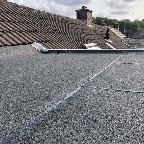 Nieuw plat dak gelegd in Bolsward